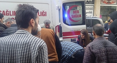 Otomobil ile çarpışan motosiklet sürücüsü yaralandı