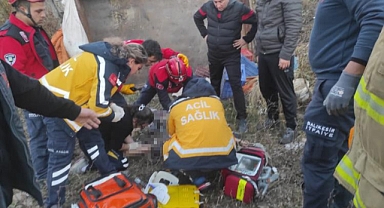 Otomobil ile traktör çarpıştı: 1 ölü, 5 yaralı