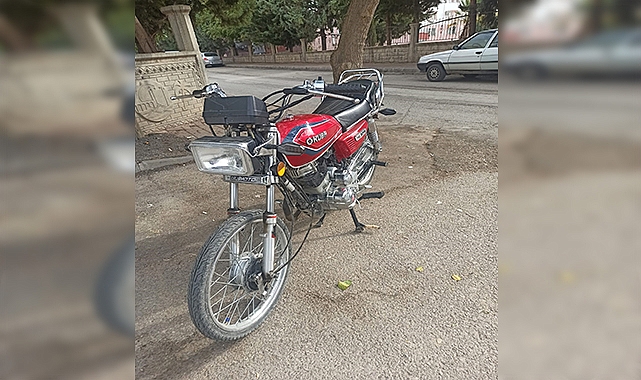 Park halindeki motosiklet çalındı