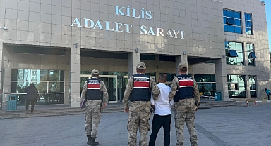 Sahte kimlikle dolaşan suç makinesini parmak izi ele verdi