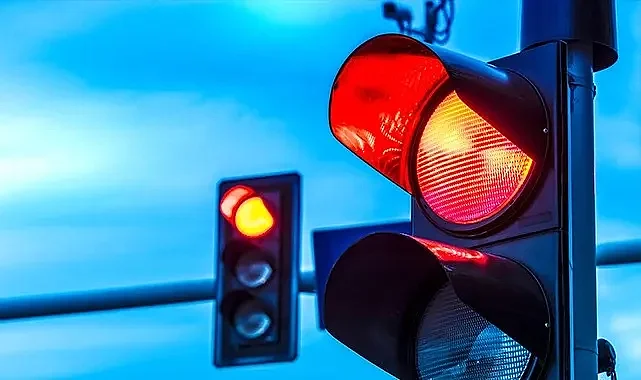 Şanlıurfa'da kırmızı ışık ihlali yapan sürücülere ceza yağmuru
