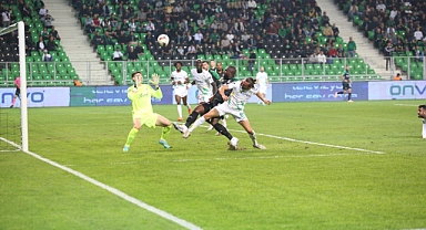 Trendyol 1. Lig: Sakaryaspor: 1 - Şanlıurfaspor: 1