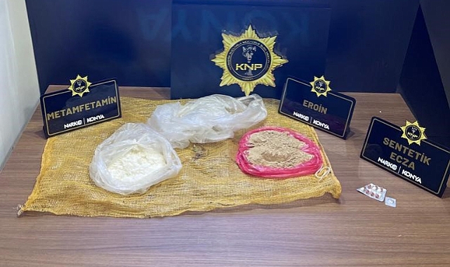 Tuvaletten eroin, tırdan 55 bin uyuşturucu hap çıktı