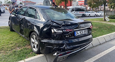 Ümraniye'de yolcu otobüsü otomobile ve yayaya çarptı: 2 yaralı