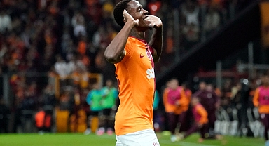 Wilfried Zaha ligde son 3 maçta 4. golünü attı