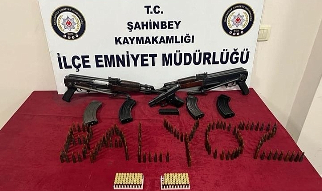 2 tüfek ile 1 tabanca ele geçirildi