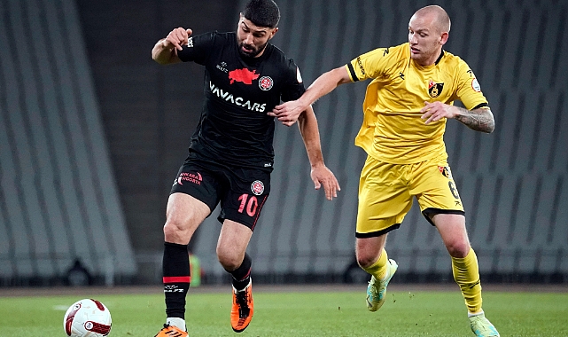 Fatih Karagümrük, ilk yarının en az gol yiyen 3. takımı