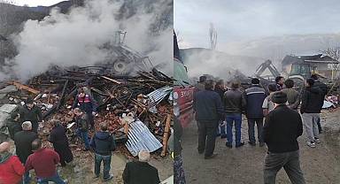 İki ev alevlere teslim oldu: 1 yaralı