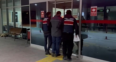 İzmir merkezli FETÖ operasyonunda 5 tutuklama