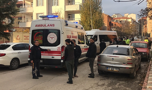 Minibüsün çarptığı 2 çocuk yaralandı