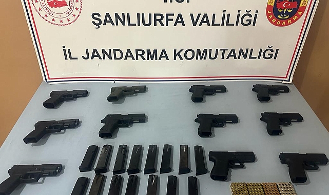 Şanlıurfa'da durdurulan araçta cephanelik çıktı: 3 gözaltı