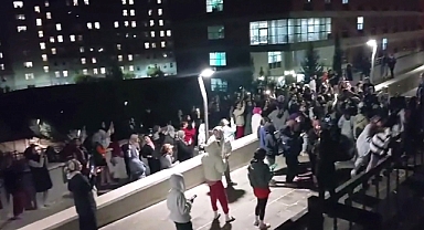 Şanlıurfa'da yurt asansörü bozuldu: Öğrenciler protesto etti