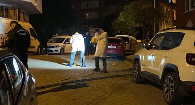 Sokak ortasında silahlı çatışma: 1 ölü, 3 yaralı