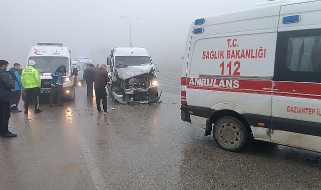 Yolcu minibüsü vince çarptı: 9 yaralı