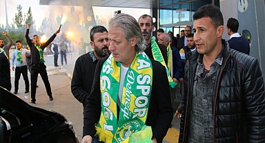 Eski Urfaspor direktörü Tugay Kerimoğlu, Miracle Değirmenlik'in sportif direktörü oldu