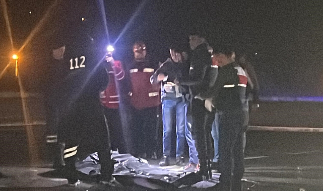 Feci kazada otomobil ikiye bölündü: 1 ölü, 5 yaralı