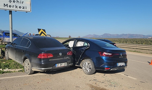 Hatay’da trafik kazası: 2 yaralı