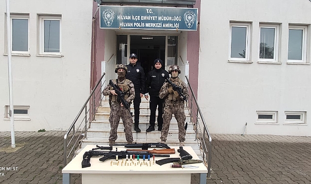 Hilvan'da aranan 9 şahıs yakalandı