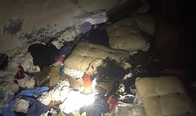 İskenderun metruk binada yangın çıktı