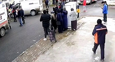 Kargo minibüsü ile otomobil çarpıştı: 5 yaralı