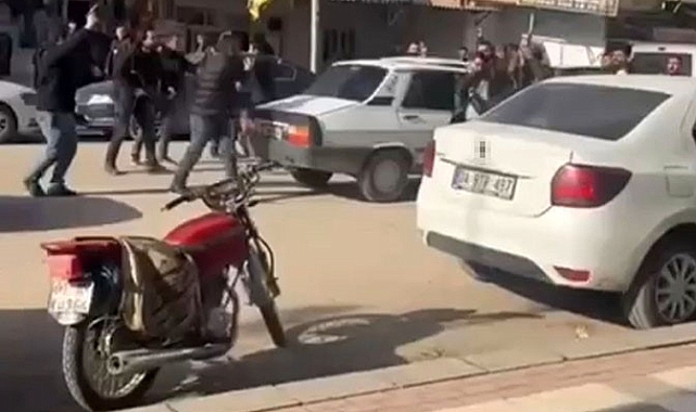 Şanlıurfa’da kavga eden 2 grubu polis havaya ateş açarak ayırdı