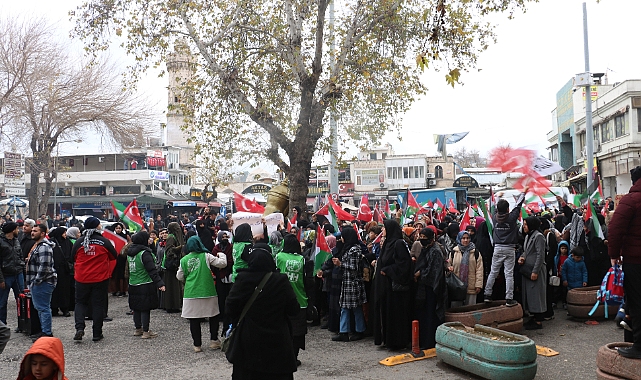 Şanlıurfalılar Filistin ve şehitler için ayağa kalktı