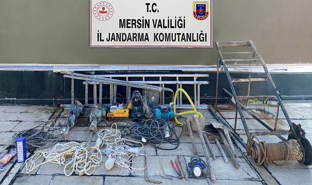 Tünel sistemiyle define arayan 8 şüpheli yakalandı