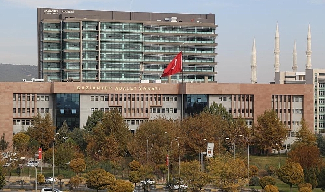 Anne ile oğlunu öldüren zanlı tutuklandı