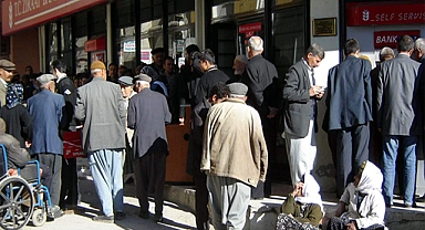 Bakan Işıkhan duyurdu! Emekliye ek zam ödeme tarihi belli oldu