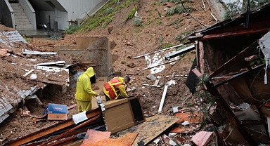 California eyaletini şiddetli fırtına vurdu: 3 ölü