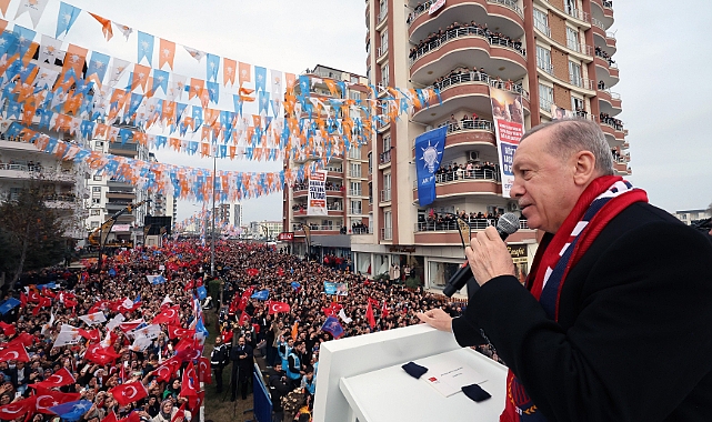 Cumhurbaşkanı Erdoğan: “31 Mart seçimini de başarıyla tamamladıktan sonra 4 sene icraat dönemi olacak”