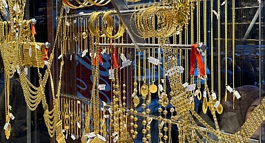 Kuyumcu esnafı satacak çeyrek altın bulamıyor