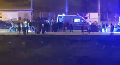 Otomobil ile motosiklet çarpıştı: 2 yaralı