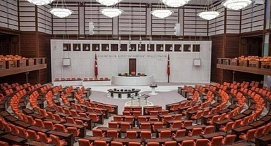 Sağlık alanında yeni düzenlemeler içeren teklif TBMM'de kabul edildi