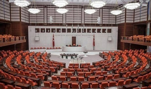 Sağlık alanında yeni düzenlemeler içeren teklif TBMM'de kabul edildi