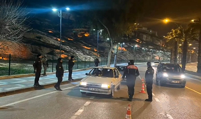 Şanlıurfa'da aranan 13 şüpheli yakalandı
