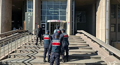 Silah kaçakçılığı yapan bir kişi yakalandı