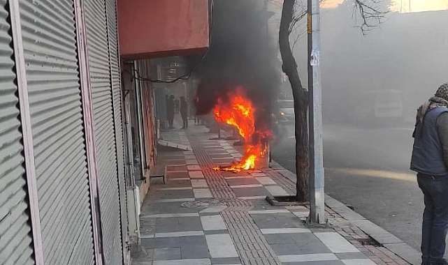 Siverek'te patlayan elektrik panosu korkuya neden oldu