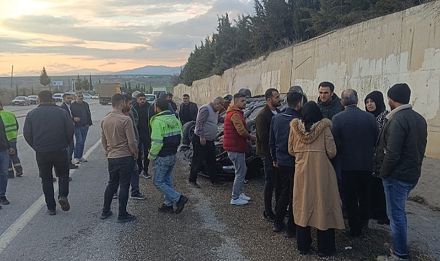 Takla atarak istinat duvarına çarptı