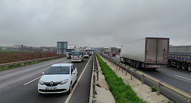 Taşkın nedeniyle kapanan Şanlıurfa - Mardin karayolu yeniden trafiğe açıldı