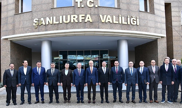 Ulaştırma Bakan Uraloğlu, Urfalılara müjdeyi verdi!