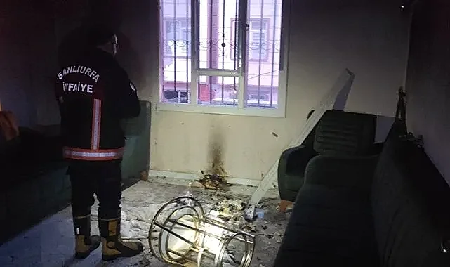 Urfa'da madde bağımlısı evi yaktı! Ekipler kurtardı