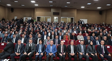 Bakan Şimşek Şanlıurfa’da iş adamlarıyla bir araya geldi