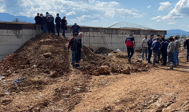 Beton dökümü esnasında meydana gelen çökmede 4 işçi yaralandı