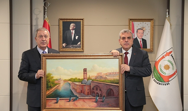 Eski Milli Savunma Bakanı Hulusi Akar Şanlıurfa’da