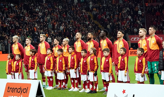 Galatasaray’da derbide hedef 3 puan