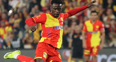 Göztepe’de Dennis, ilk 11’e yerleşti