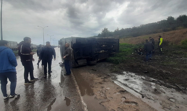 İşçi servisi devrildi: 4 yaralı
