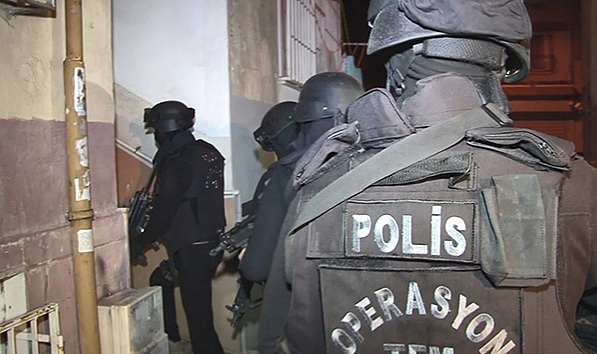 Jandarmadan 4 ilde eş zamanlı operasyonu: 26 gözaltı