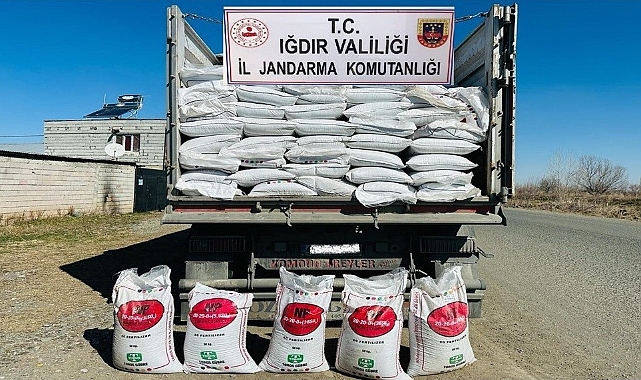Kaçak gübre operasyonu: 4 gözaltı
